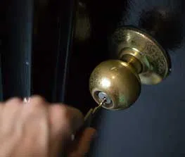 Safe Key Store Jupiter, FL 561-295-4685 - 13-Key-Broke-In-Lock